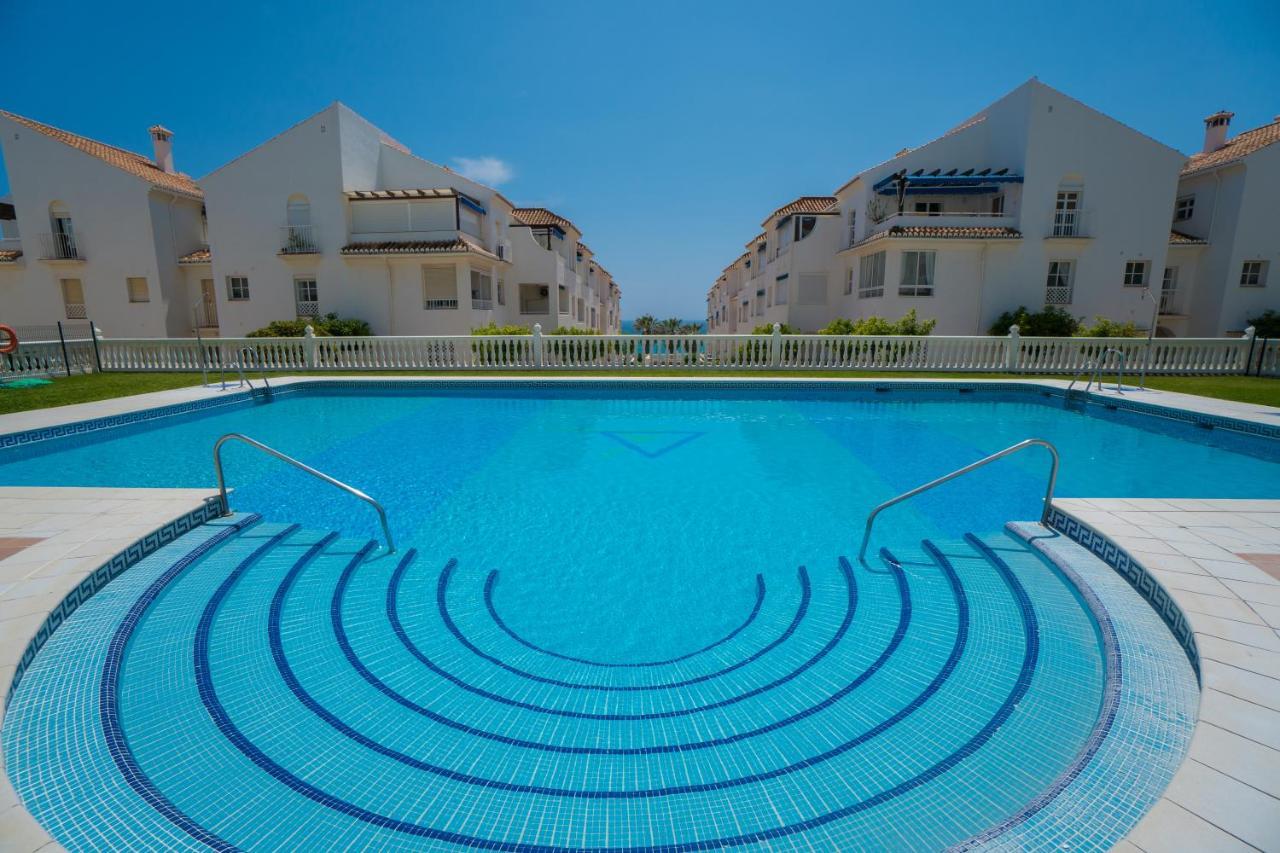 Fuentes A2 Bajo A Menyber Apartamento Nerja Exterior foto
